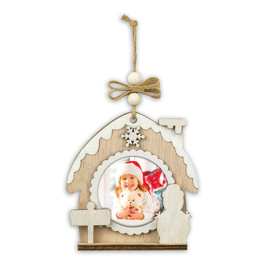 Cornice casetta innevata